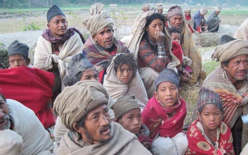 गाउँपालिकाले भत्ता नदिएपछि मुख्यमन्त्रीसँग खाना माग्दै राउटे 